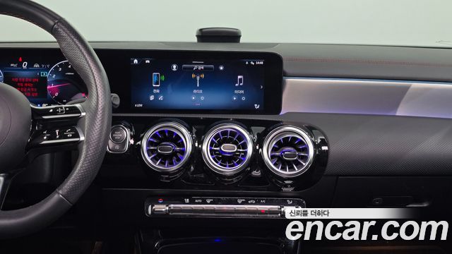 Mercedes-Benz CLA-Class 2024 — photo 21