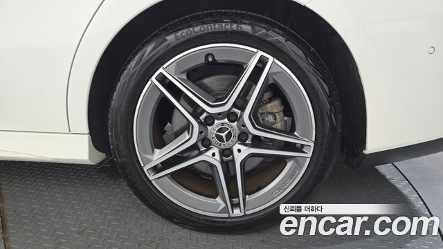 Mercedes-Benz CLA-Class 2024 — photo 7