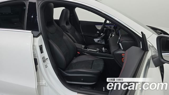 Mercedes-Benz CLA-Class 2024 — photo 16