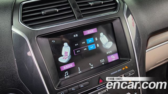 Ford Explorer 2018 — photo 11