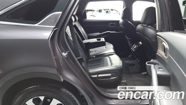 Kia Sorento 2021 — photo 17