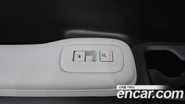 Hyundai Santafe 2025 — photo 25