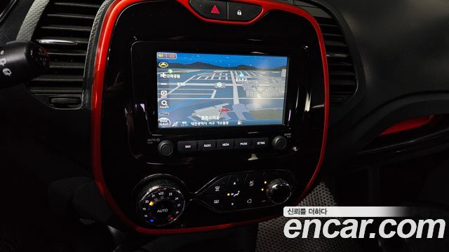 Renault Korea QM3 2015 — photo 22