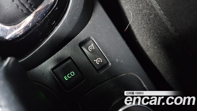 Renault Korea QM3 2015 — photo 25