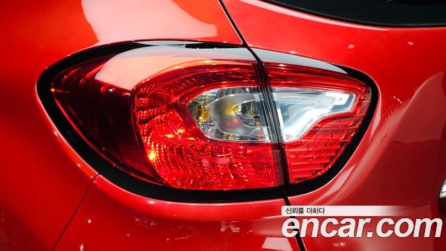 Renault Korea QM3 2015 — photo 9