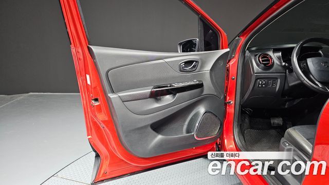 Renault Korea QM3 2015 — photo 14