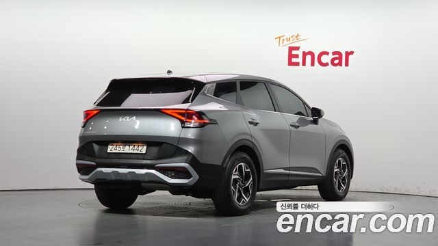 Kia Sportage 2022 — photo 2