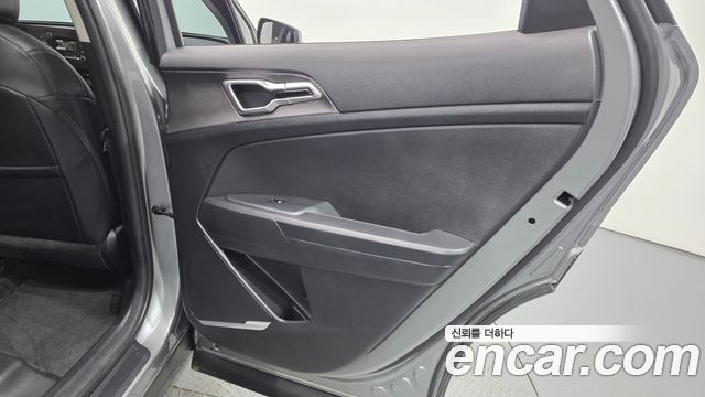 Kia Sportage 2022 — photo 15