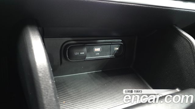 Kia Sportage 2022 — photo 31