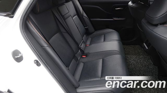 Toyota Crown 2023 — photo 10