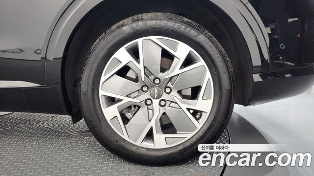 Genesis GV70 2022 — photo 7