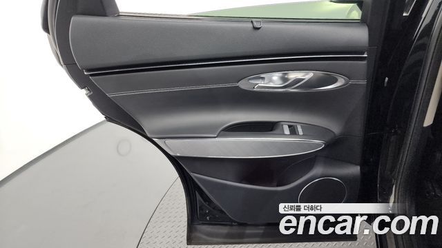 Genesis GV70 2022 — photo 15