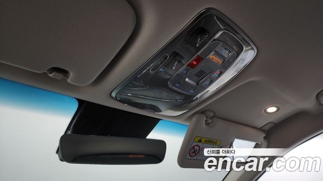 Genesis GV70 2022 — photo 27