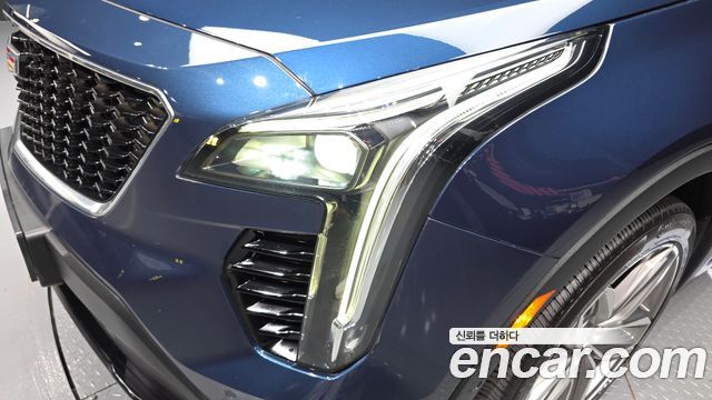 Cadillac XT4 2021 — photo 8