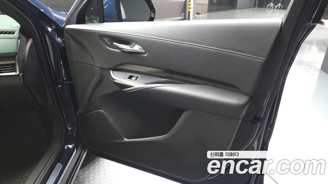 Cadillac XT4 2021 — photo 14