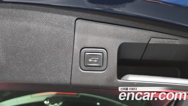 Cadillac XT4 2021 — photo 35