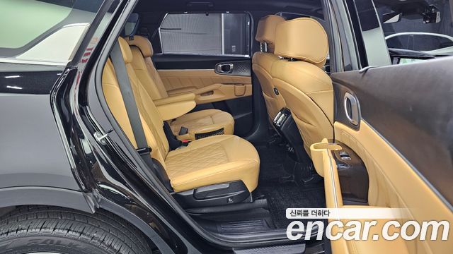 Kia Sorento 2023 — photo 18
