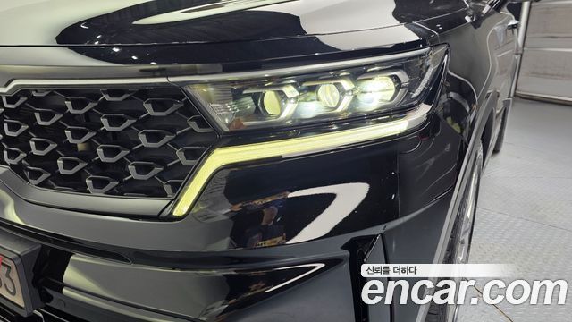 Kia Sorento 2023 — photo 8