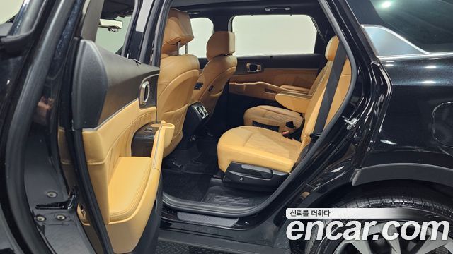 Kia Sorento 2023 — photo 16