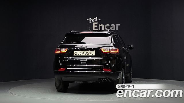 Jeep Compass 2022 — photo 4