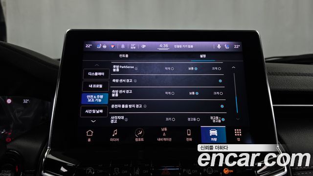 Jeep Compass 2022 — photo 16