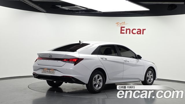 Hyundai AVANTE 2021 — photo 2