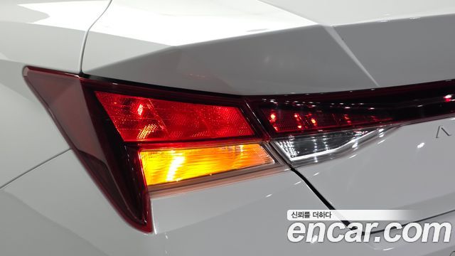 Hyundai AVANTE 2021 — photo 9