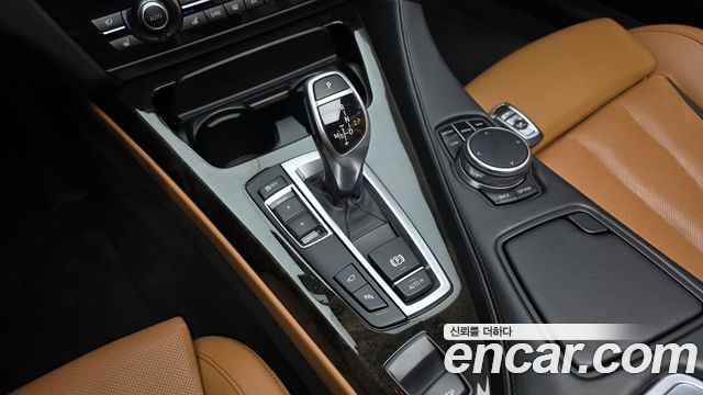 BMW 6-Series 2017 — photo 9