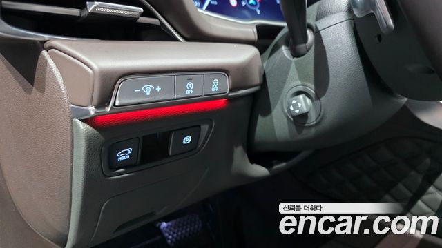Genesis GV80 2023 — photo 18