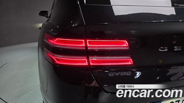 Genesis GV80 2023 — photo 9