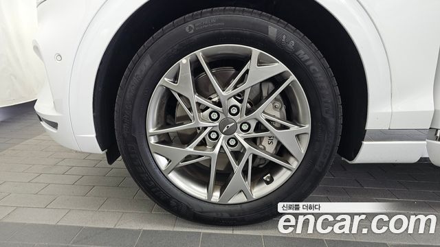 Genesis GV70 2023 — photo 5