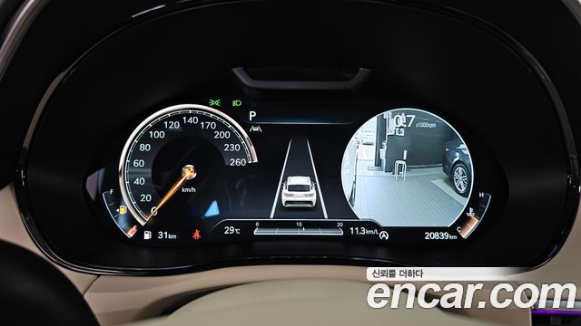 Genesis GV70 2023 — photo 11