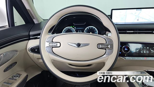 Genesis GV70 2023 — photo 19