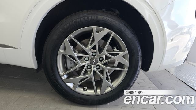 Genesis GV70 2023 — photo 7