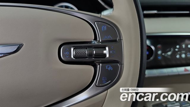Genesis GV70 2023 — photo 28