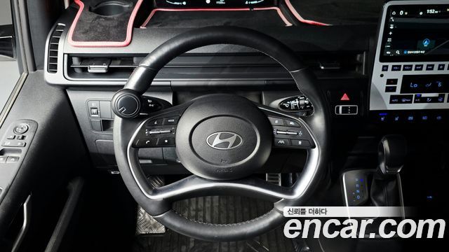Hyundai Staria 2025 — photo 15