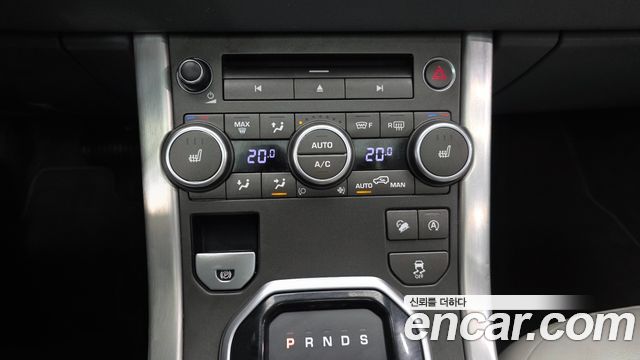 Land Rover Range Rover Evoque 2017 — photo 24