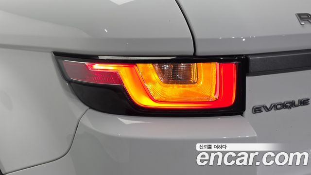 Land Rover Range Rover Evoque 2017 — photo 9
