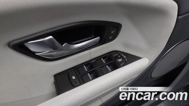 Land Rover Range Rover Evoque 2017 — photo 35
