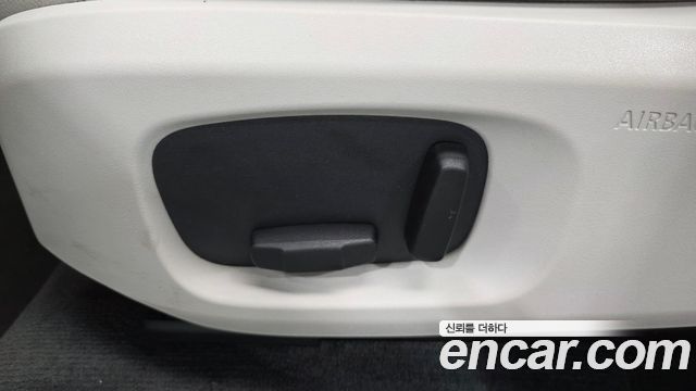 Land Rover Range Rover Evoque 2017 — photo 36
