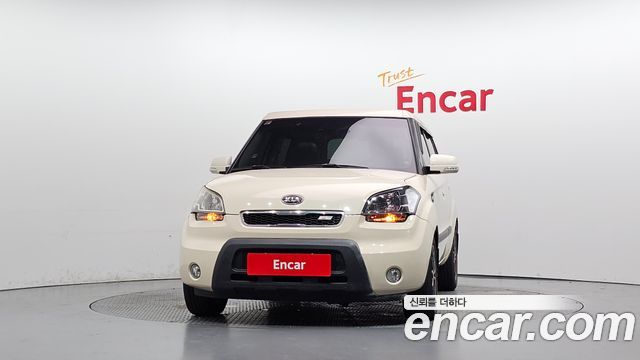 Kia Soul 2010 — photo 3