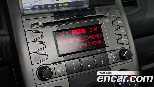 Kia Soul 2010 — photo 16