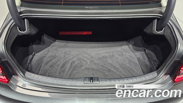 Genesis G80 2021 — photo 32