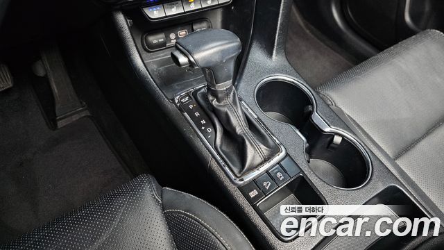 Kia Sportage 2016 — photo 12