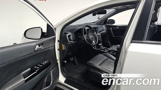 Kia Sportage 2016 — photo 13