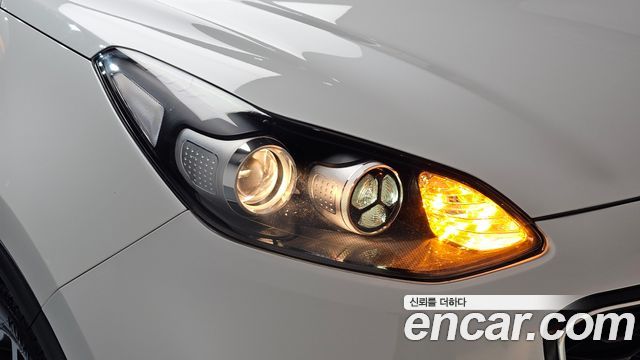 Kia Sportage 2016 — photo 8