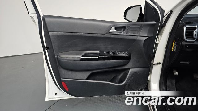 Kia Sportage 2016 — photo 14