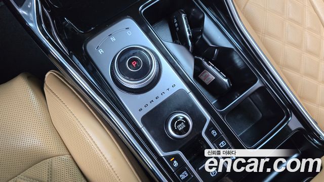 Kia Sorento 2023 — photo 12