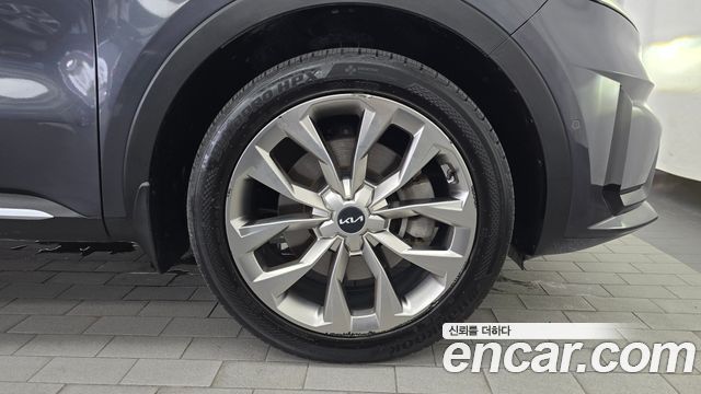 Kia Sorento 2023 — photo 7