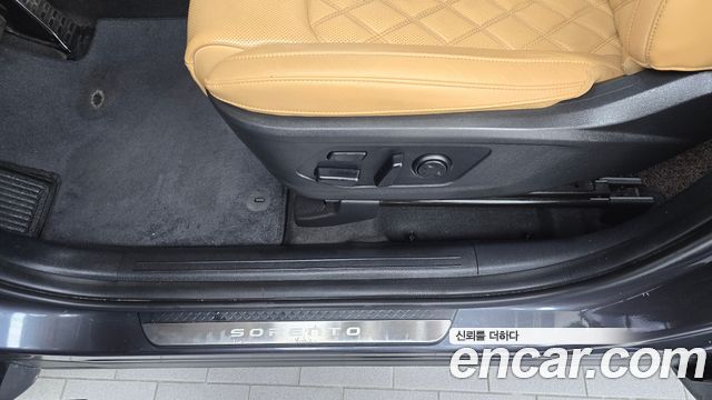 Kia Sorento 2023 — photo 30